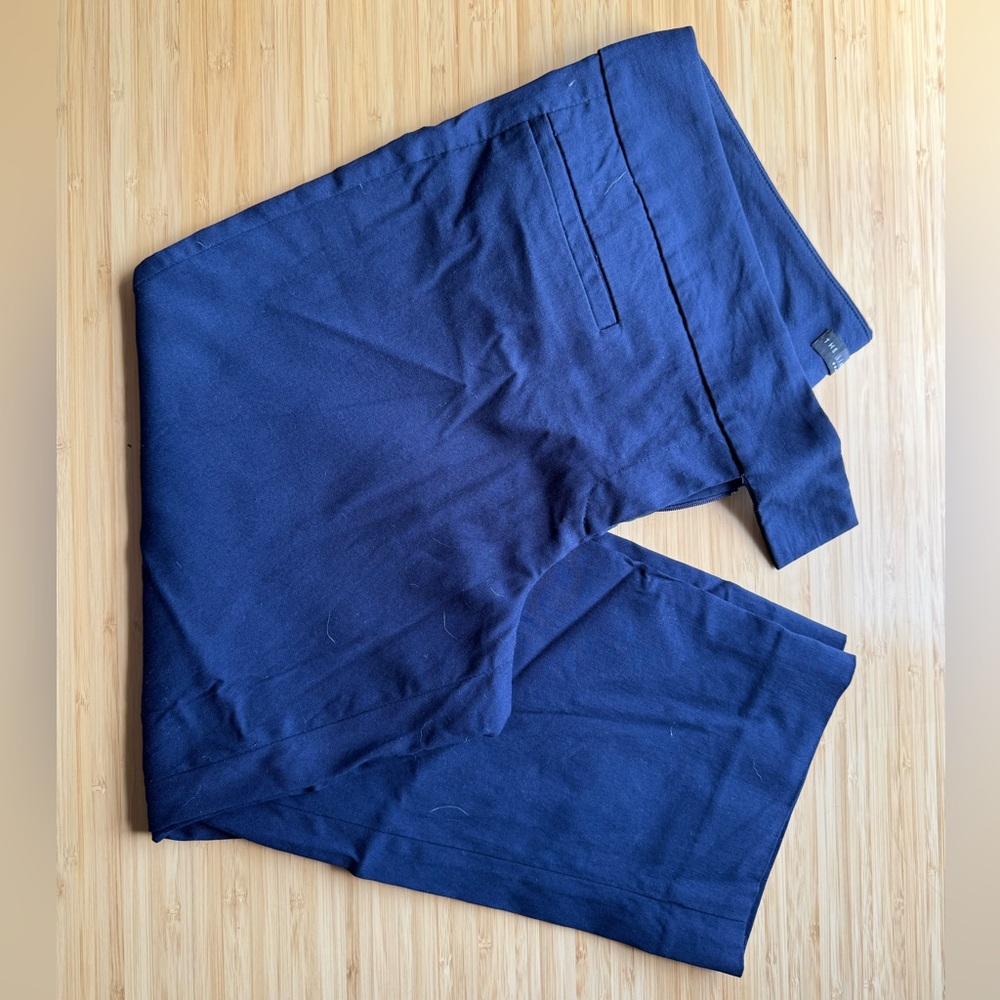 The Limited Women's Navy Cropped Pants